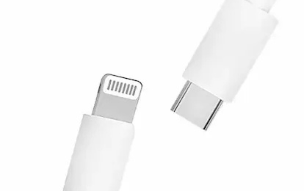 USB-C vs Lightning
